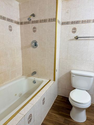 2016 Greendale Drive, Champaign, IL 61821