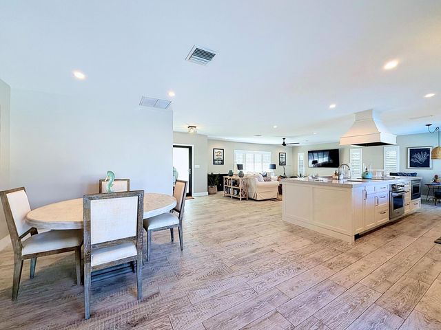3851 NE 24th Avenue, Lighthouse Point, FL 33064