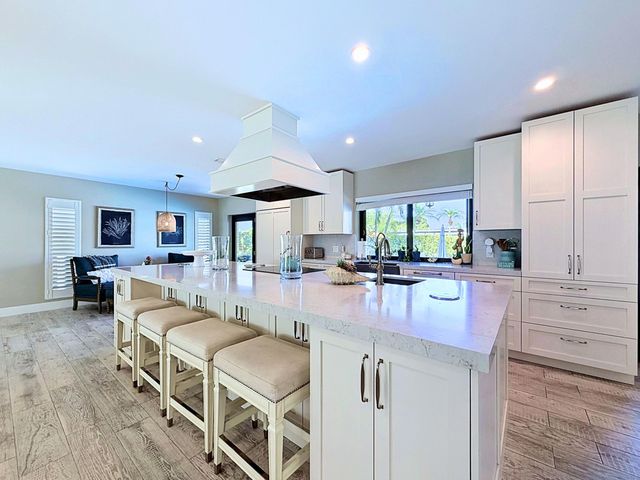 3851 NE 24th Avenue, Lighthouse Point, FL 33064
