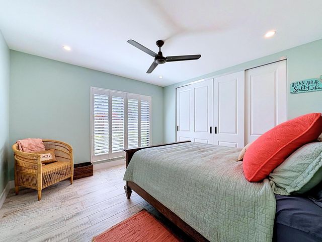 3851 NE 24th Avenue, Lighthouse Point, FL 33064