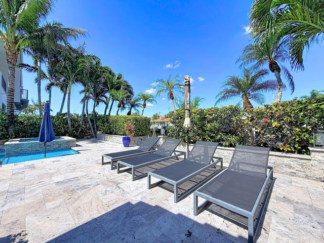 3851 NE 24th Avenue, Lighthouse Point, FL 33064