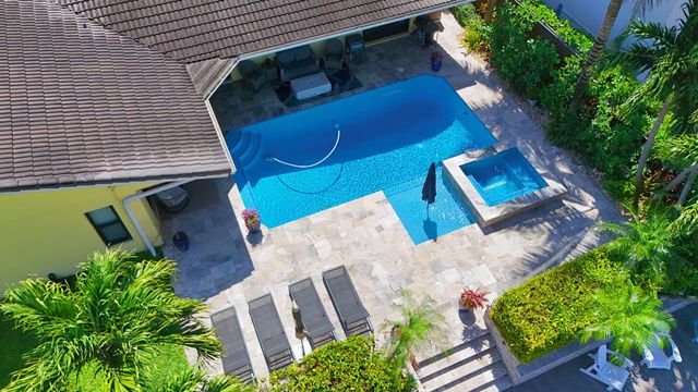 3851 NE 24th Avenue, Lighthouse Point, FL 33064