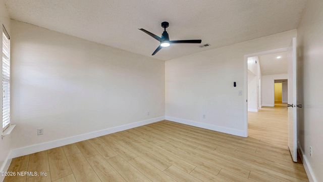 4773 BARNES S, Jacksonville, FL 32207