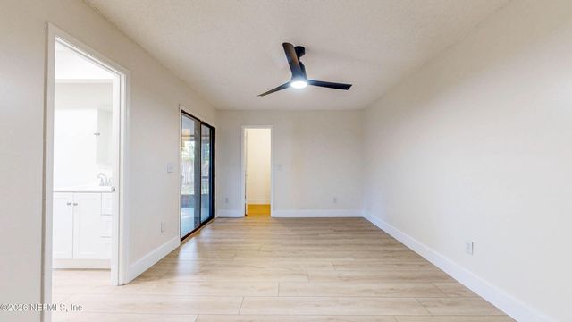 4773 BARNES S, Jacksonville, FL 32207