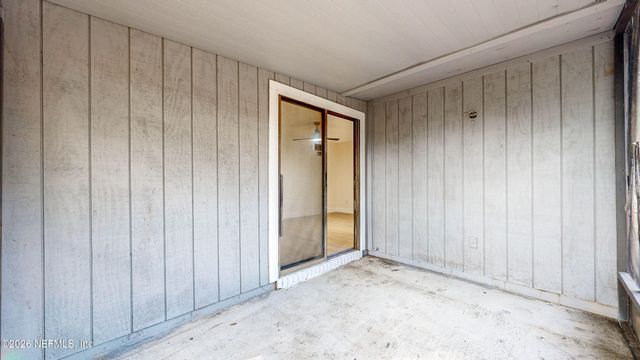 4773 BARNES S, Jacksonville, FL 32207