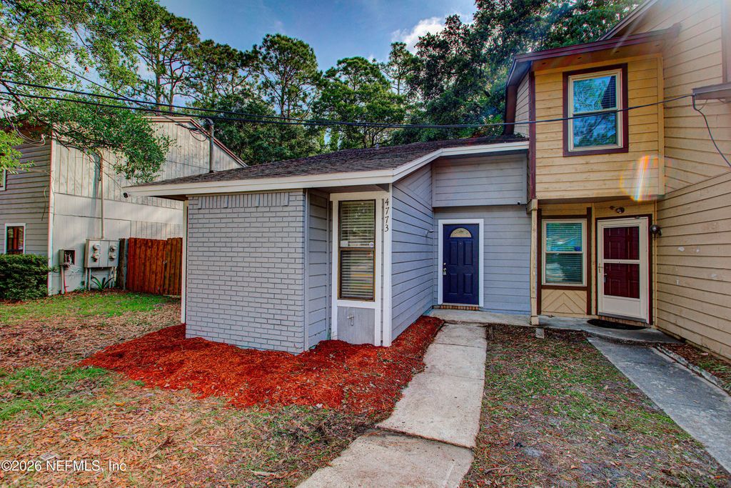 4773 BARNES S, Jacksonville, FL 32207