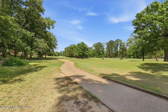 449 Bradford Drive, Brandon, MS 39047