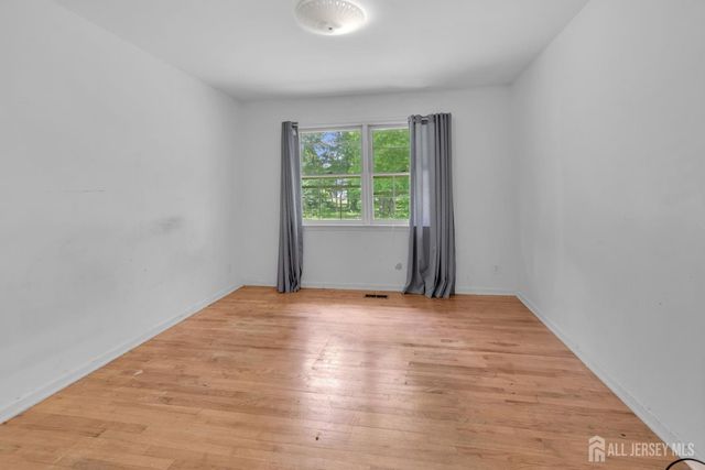 18 Foley Avenue, Edison, NJ 08820