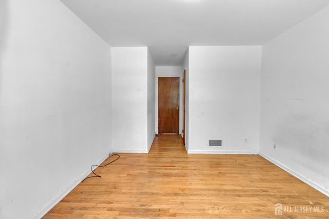 18 Foley Avenue, Edison, NJ 08820