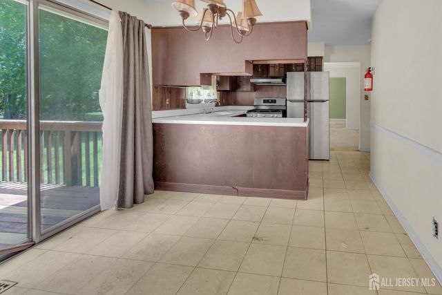 18 Foley Avenue, Edison, NJ 08820