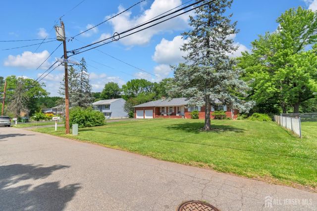 18 Foley Avenue, Edison, NJ 08820