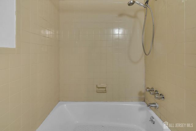 18 Foley Avenue, Edison, NJ 08820