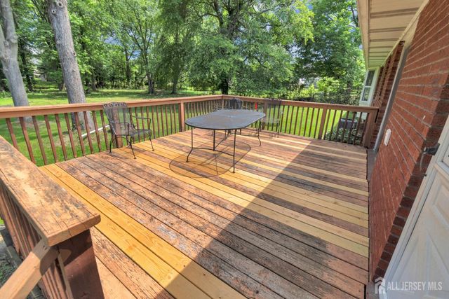 18 Foley Avenue, Edison, NJ 08820