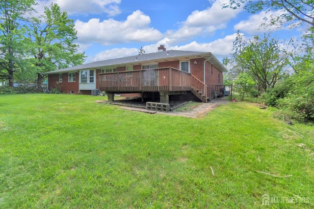 18 Foley Avenue, Edison, NJ 08820
