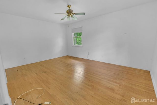 18 Foley Avenue, Edison, NJ 08820
