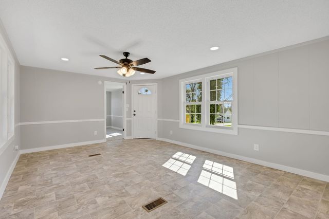204 Wardlaw Street, Union, SC 29379