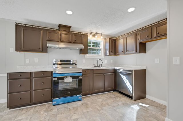 204 Wardlaw Street, Union, SC 29379