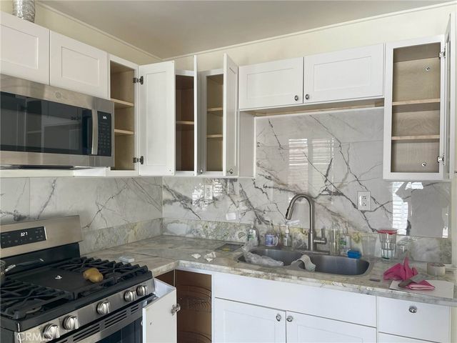 4422 Victoria Avenue, Riverside, CA 92507