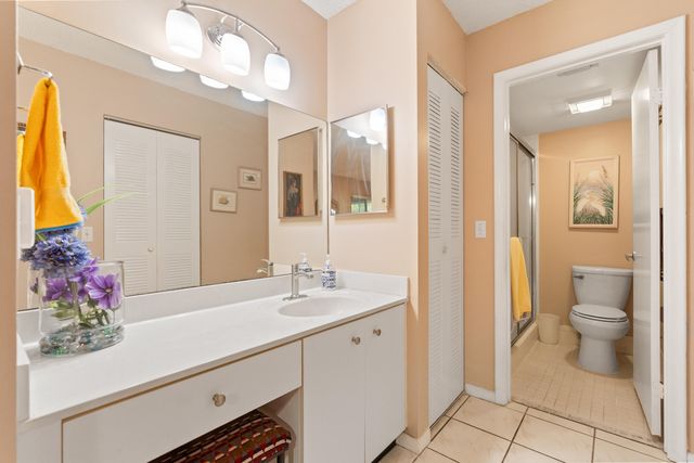 13000 SW 15th Court 311u, Pembroke Pines, FL 33027