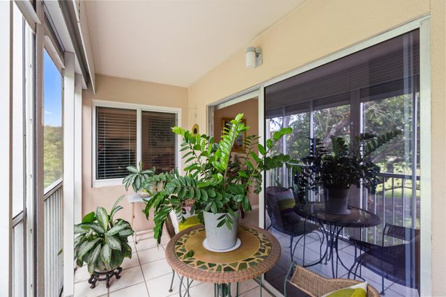 13000 SW 15th Court 311u, Pembroke Pines, FL 33027