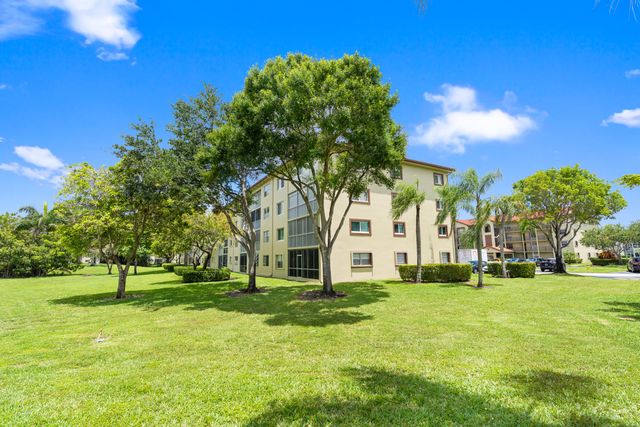 13000 SW 15th Court 311u, Pembroke Pines, FL 33027