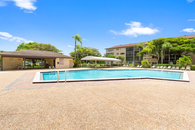 13000 SW 15th Court 311u, Pembroke Pines, FL 33027
