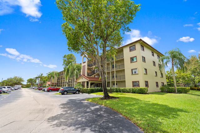 13000 SW 15th Court 311u, Pembroke Pines, FL 33027