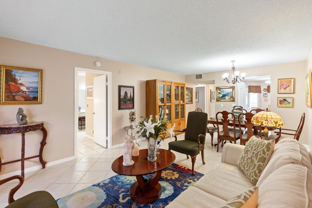 13000 SW 15th Court 311u, Pembroke Pines, FL 33027