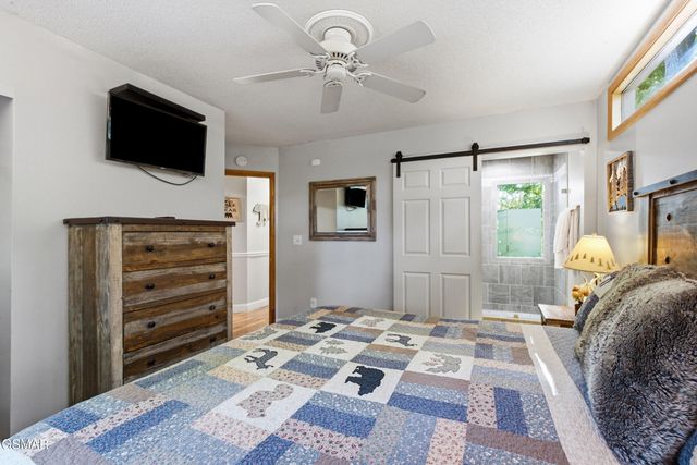 1415 S Baden Drive, Gatlinburg, TN 37738