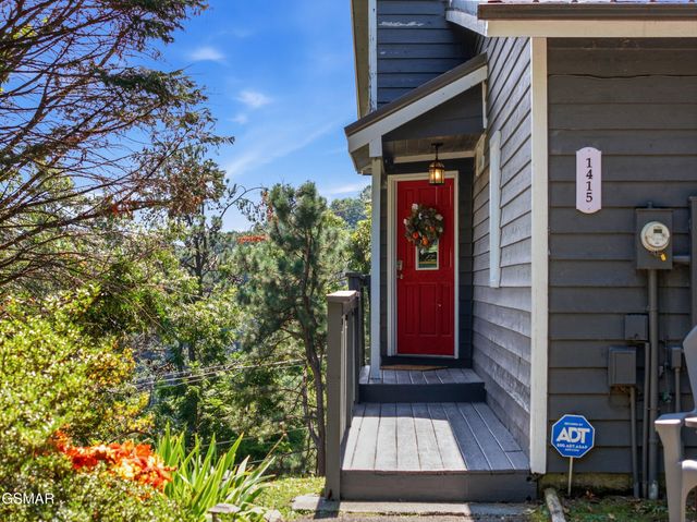1415 S Baden Drive, Gatlinburg, TN 37738