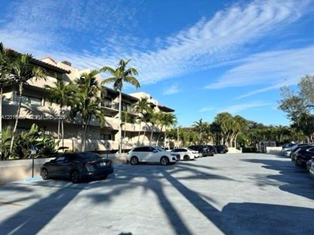 9001 SW 94 113, Miami, FL 33176