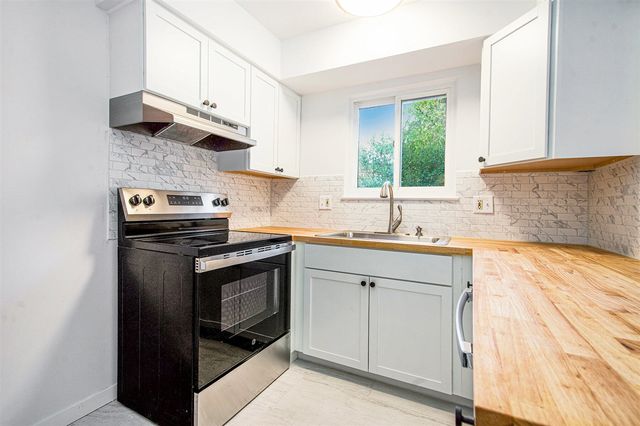 3351 Williamsburg Road, Ann Arbor, MI 48104