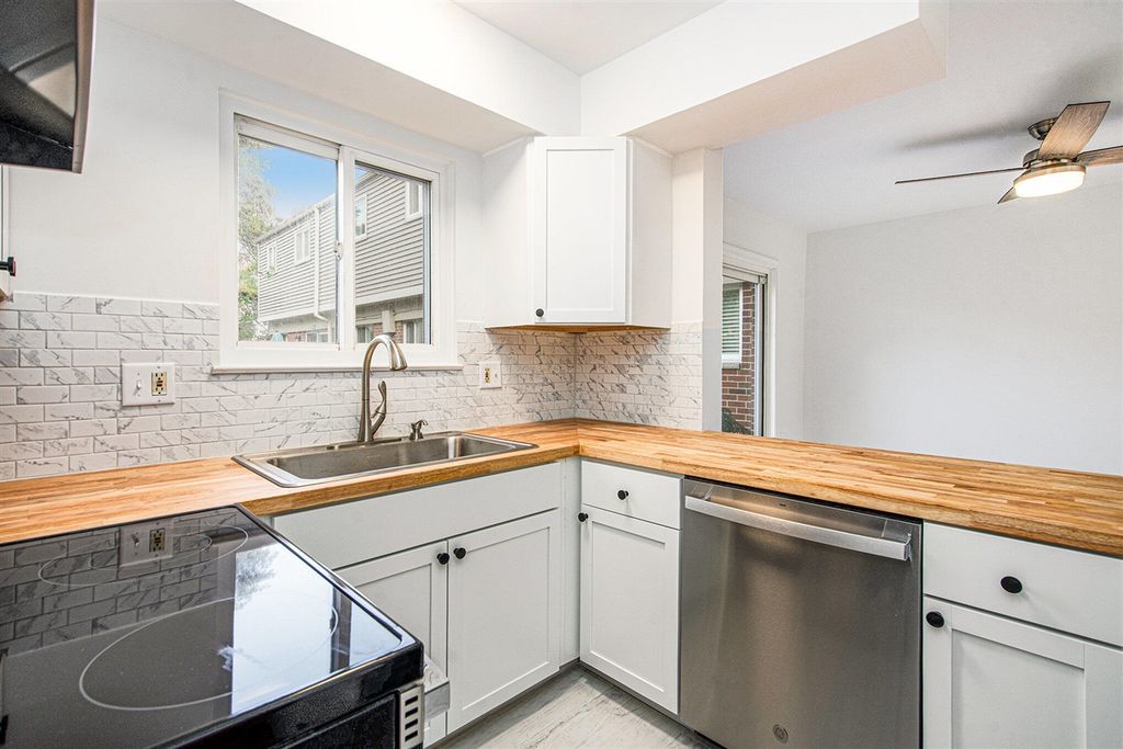 3351 Williamsburg Road, Ann Arbor, MI 48104