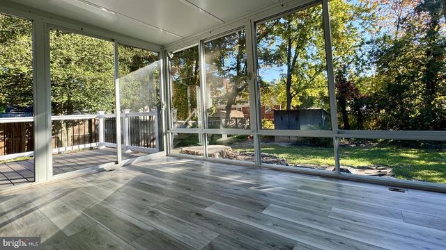 3221 HOLLY HILL DR, Falls Church, VA 22042