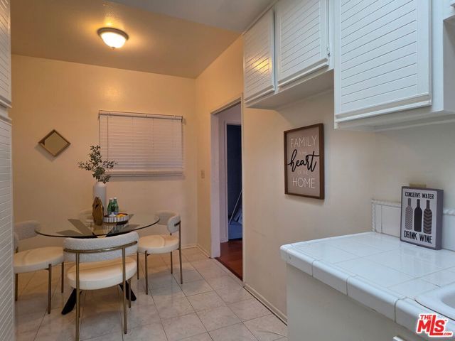 431 S Kingsley Drive 205, Los Angeles, CA 90020