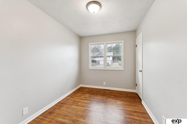 3713 N 34 Avenue, Omaha, NE 68111