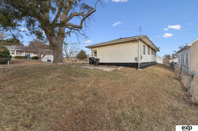 3713 N 34 Avenue, Omaha, NE 68111