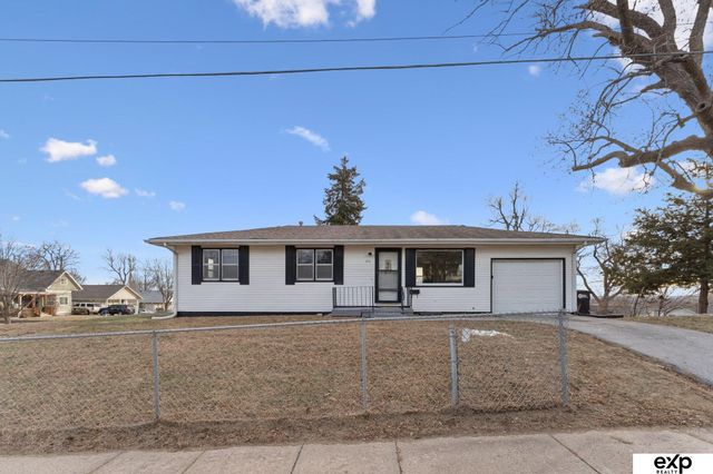 3713 N 34 Avenue, Omaha, NE 68111