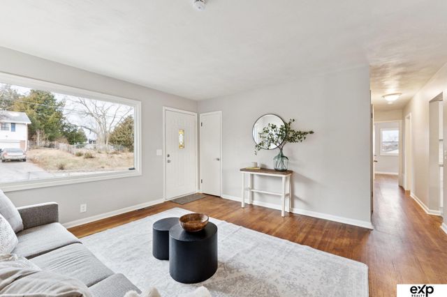 3713 N 34 Avenue, Omaha, NE 68111