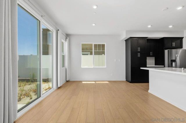 1512 Wingwood, Vista, CA 92083