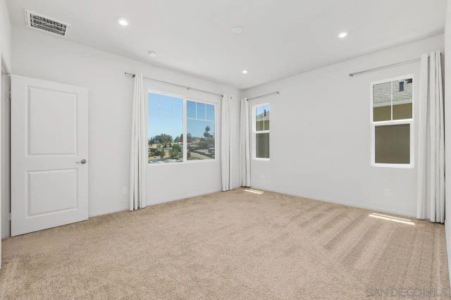 1512 Wingwood, Vista, CA 92083