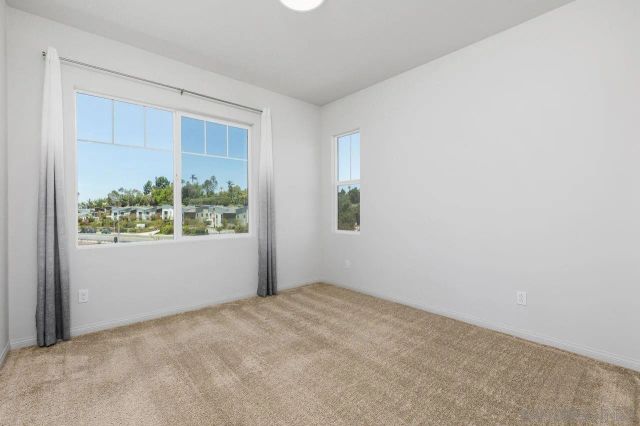 1512 Wingwood, Vista, CA 92083