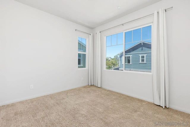 1512 Wingwood, Vista, CA 92083