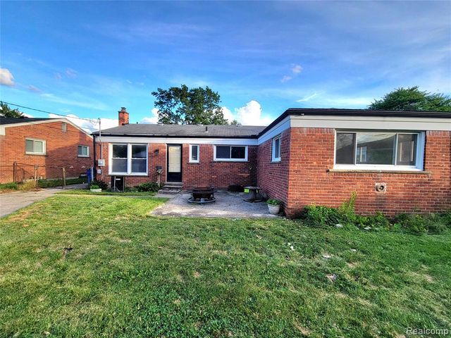 3039 Pearl Avenue, Warren, MI 48091