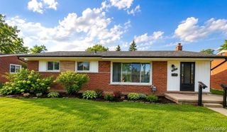 3039 Pearl Avenue, Warren, MI 48091