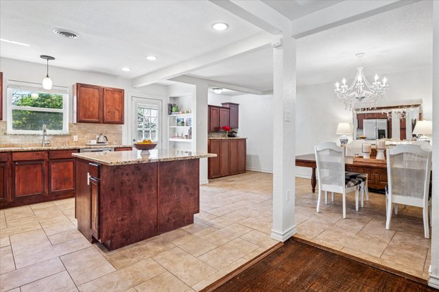 621 Ridgedale Drive, Richardson, TX 75080