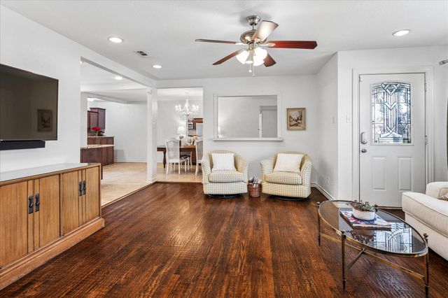 621 Ridgedale Drive, Richardson, TX 75080