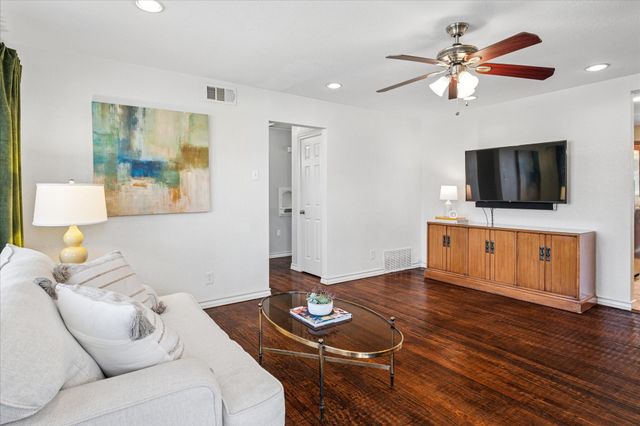 621 Ridgedale Drive, Richardson, TX 75080