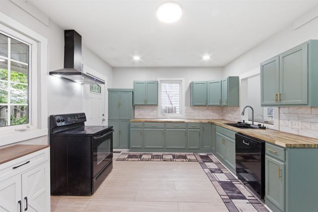 1124 S Market, Wichita, KS 67211