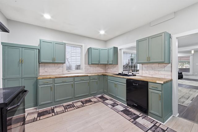1124 S Market, Wichita, KS 67211